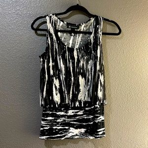 I.N.C Small Black and White sleeveless Blouse perfect with a black cardigan